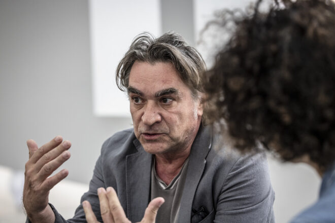 Jordi Colomer: “L’art contemporani hauria de ser popular”