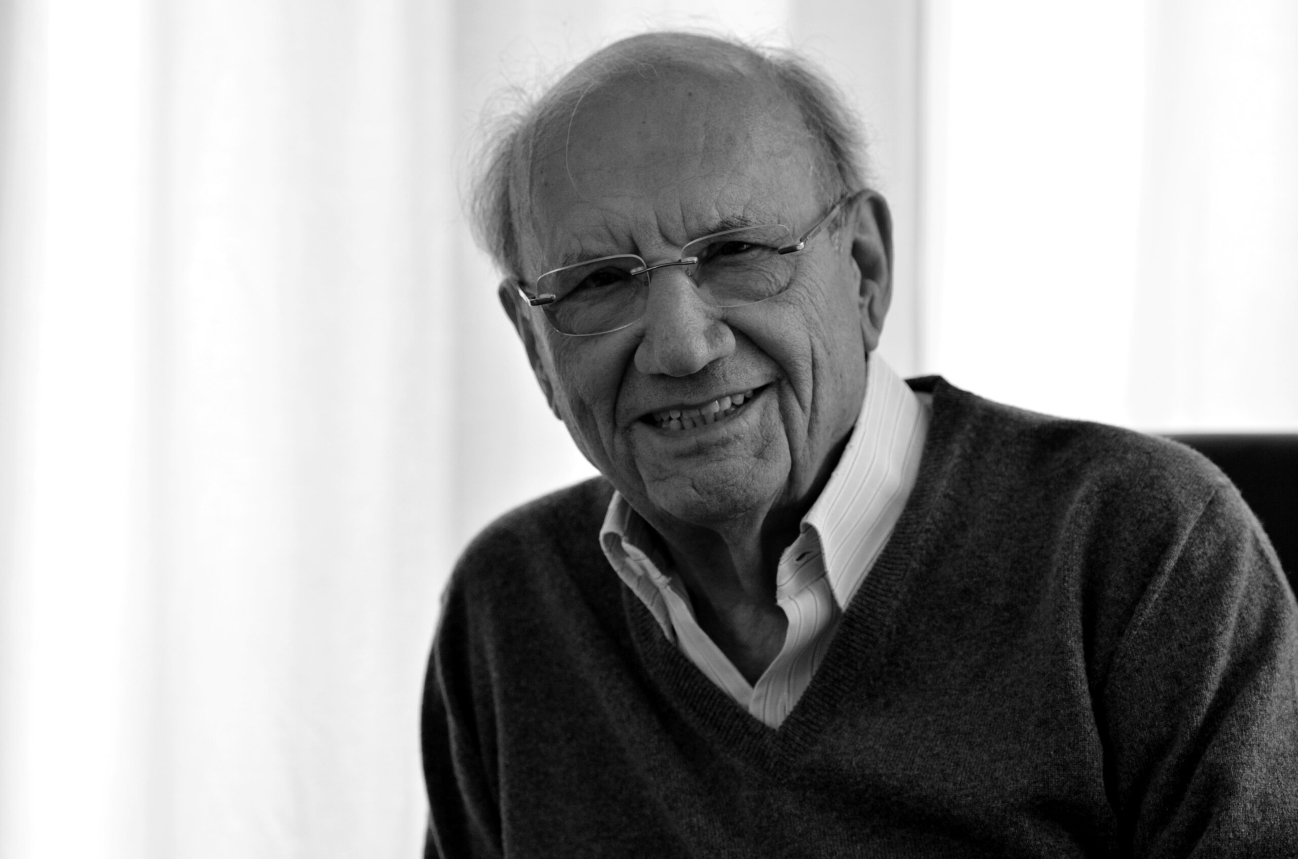 Pere Portabella, al seu despatx. Fotografia: Helena Gomà.