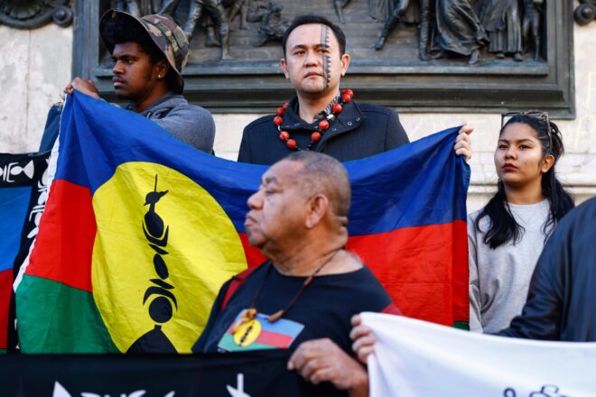 El FLNKS rebutja l’acord sobre Nova Caledònia i fa descarrilar els plans de Macron i Valls