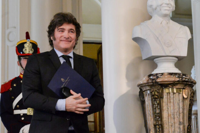 El govern espanyol retira l’ambaixadora a l’Argentina per la picabaralla de Sánchez amb Milei