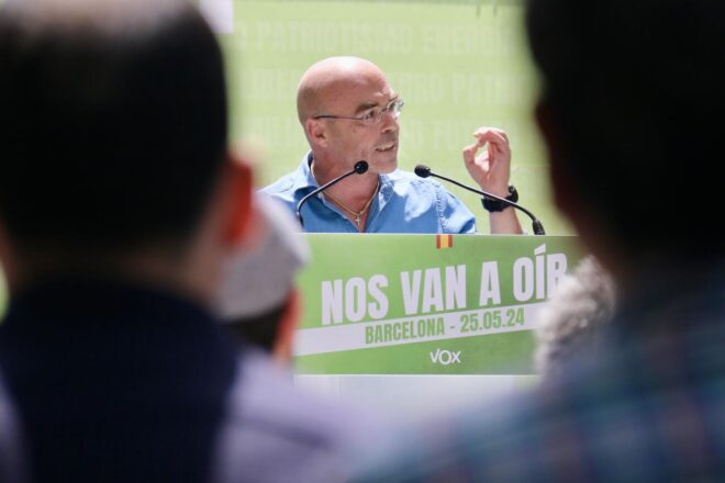 Eurodiputats reclamen a Metsola que aturi una exposició de Vox que emblanqueix el franquisme