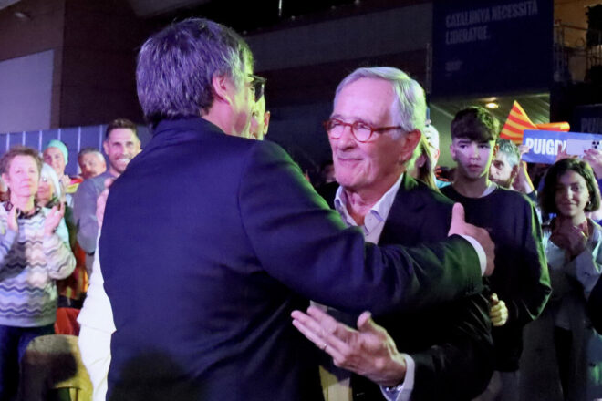 Junts s’encalla amb el candidat de Barcelona