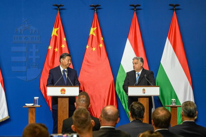 La Xina de Xi se submergeix en les divisions polítiques d’Europa