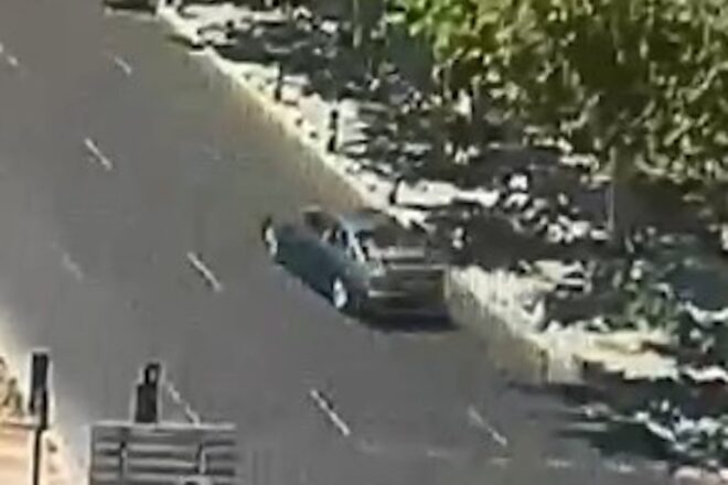 La policia local de València cerca un conductor que ha fugit després d’haver atropellat un nen de vuit anys