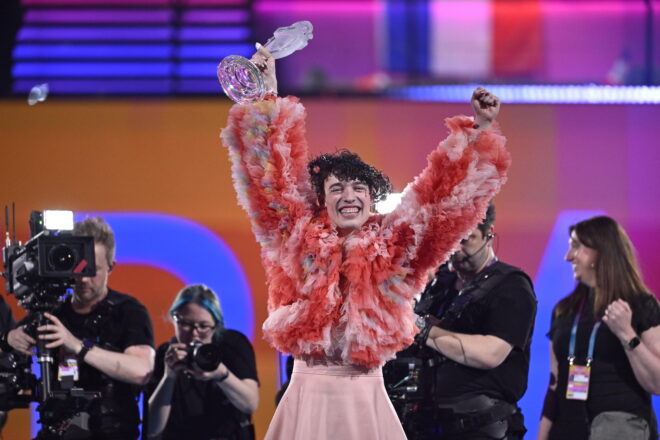Suïssa guanya Eurovisió i Israel actua entre xiulets, crits i alguns aplaudiments