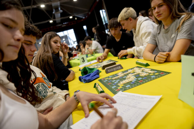 L’Scrabble, el joc que engresca els joves a aprendre català