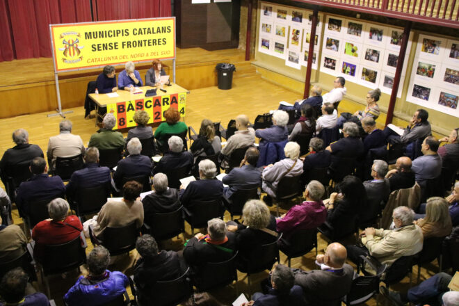 Quaranta pobles de Catalunya Nord i Sud fan una trobada a Bàscara
