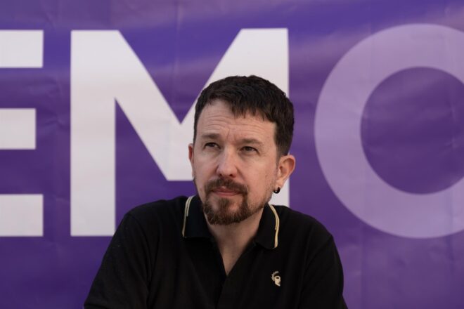 Iglesias acusa Sánchez de covard i de no dir la veritat després de la denúncia contra la seva dona