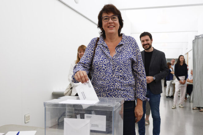 Diana Riba recorda Joan Fuster: “La política, o la fas o te la fan”