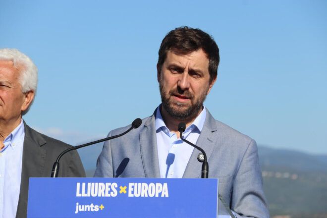 Comín replica a Illa que s’apliqui les crides a la humilitat: “No té majoria per ser president”