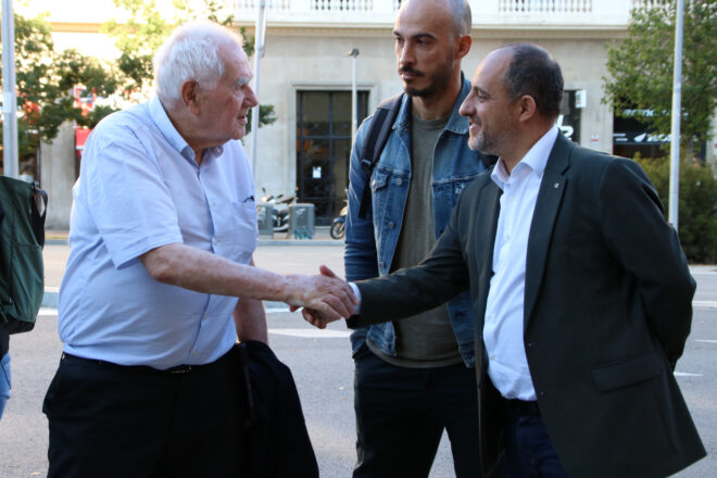 La militància d’ERC Barcelona desborda les previsions i s’ajorna el congrés per a decidir si entra en el govern de Collboni