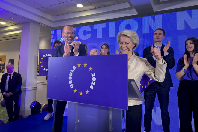 Von der Leyen celebra el triomf del PPE i fa una crida a “construir un bastió contra els extrems de dreta i esquerra”