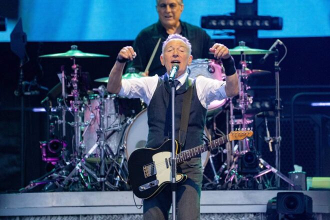 [VÍDEO] Bruce Springsteen comença el concert a Barcelona en català: “Com esteu?”