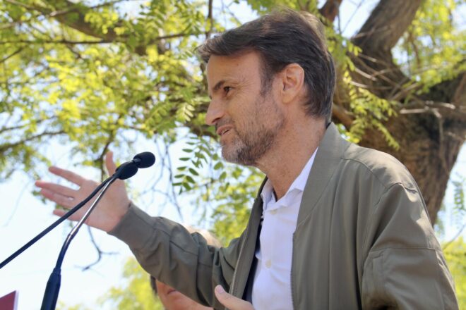 Asens demana de no donar suport a cap president europeu que no accepti l’oficialitat del català