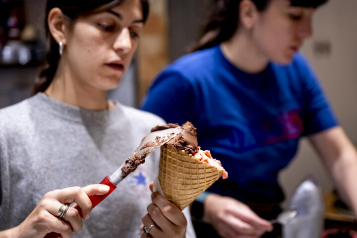 Fan gelats amb productes de temporada i proximitat (fotografia: Albert Salamé).
