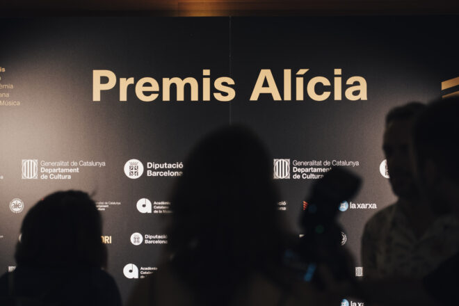 Raquel García-Tomás, Sílvia Pérez Cruz, Marco Mezquida i l’Elèctrica Dharma, Premis Alícia 2024