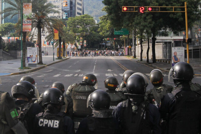Veneçuela expulsa els diplomàtics de set països llatinoamericans