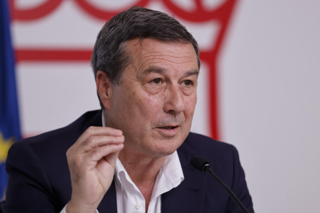 El Síndic de Greuges investiga la Conselleria de Sanitat per ignorar peticions de ser atès en català