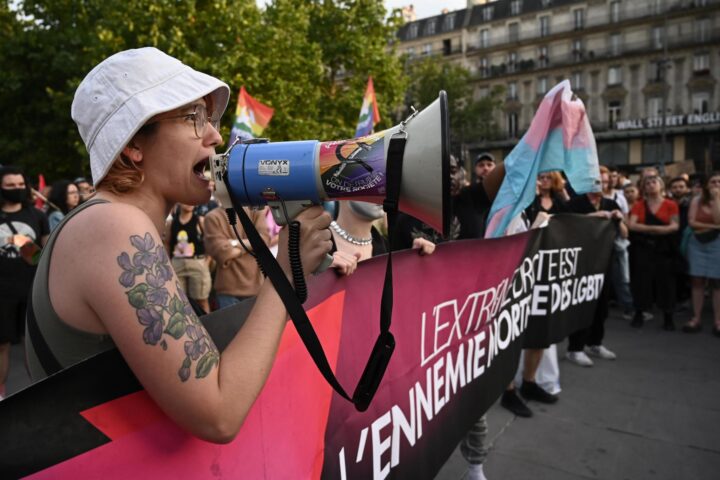 Manifestants a la Plaça de la República de París (Fotografia de Julien Mattia)