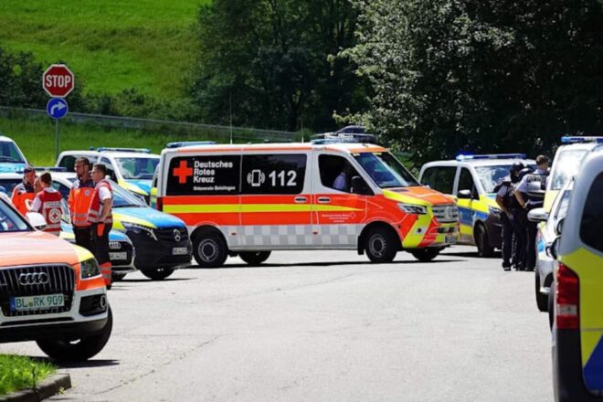 Un home mata a trets tres familiars al sud d’Alemanya