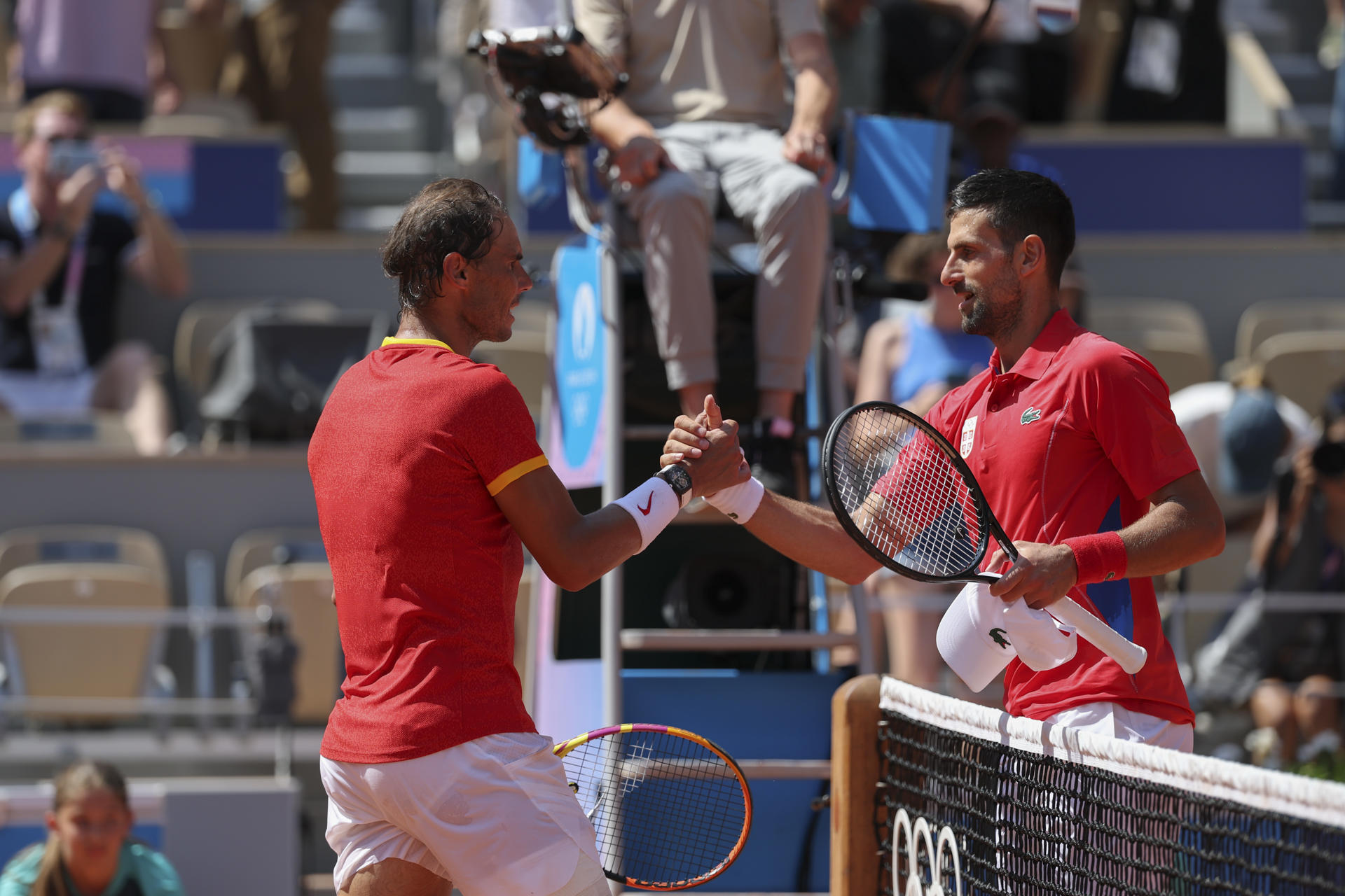 Novak Djokovic elimina Rafa Nadal del torneig masculí individual en un duel entre dos dels millors tenistes de la història
