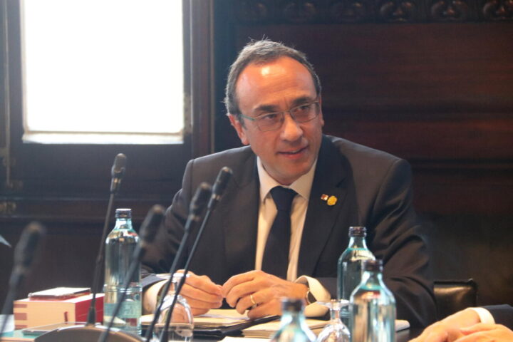 El president del Parlament de Catalunya, Josep Rull, en una reunió de la mesa (Fotografia: ACN)