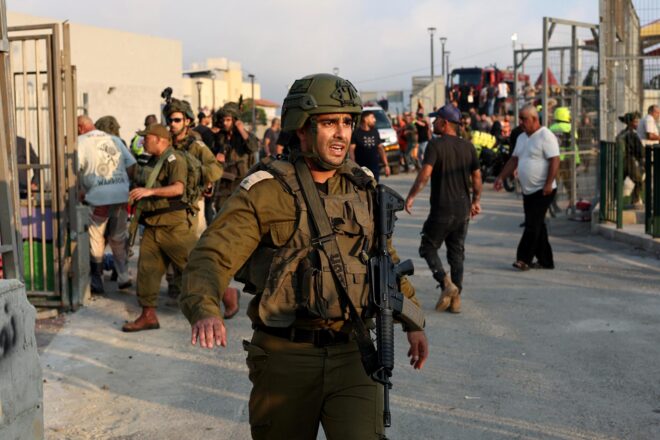 En plena escalada de tensions amb el Líban, els conflictes interns sacsegen Israel