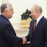 El món multipolar de Putin pren forma, amb Orbán a Pequín i Modi a Moscou