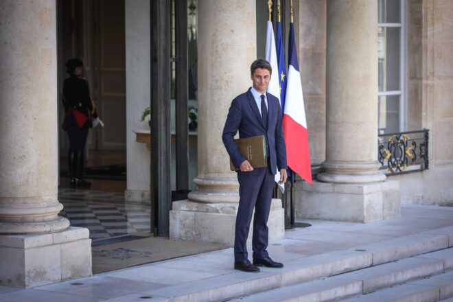 Macron accepta la dimissió del primer ministre, Gabriel Attal