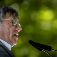 Puigdemont, un altre agost amb l’ordre de detenció vigent