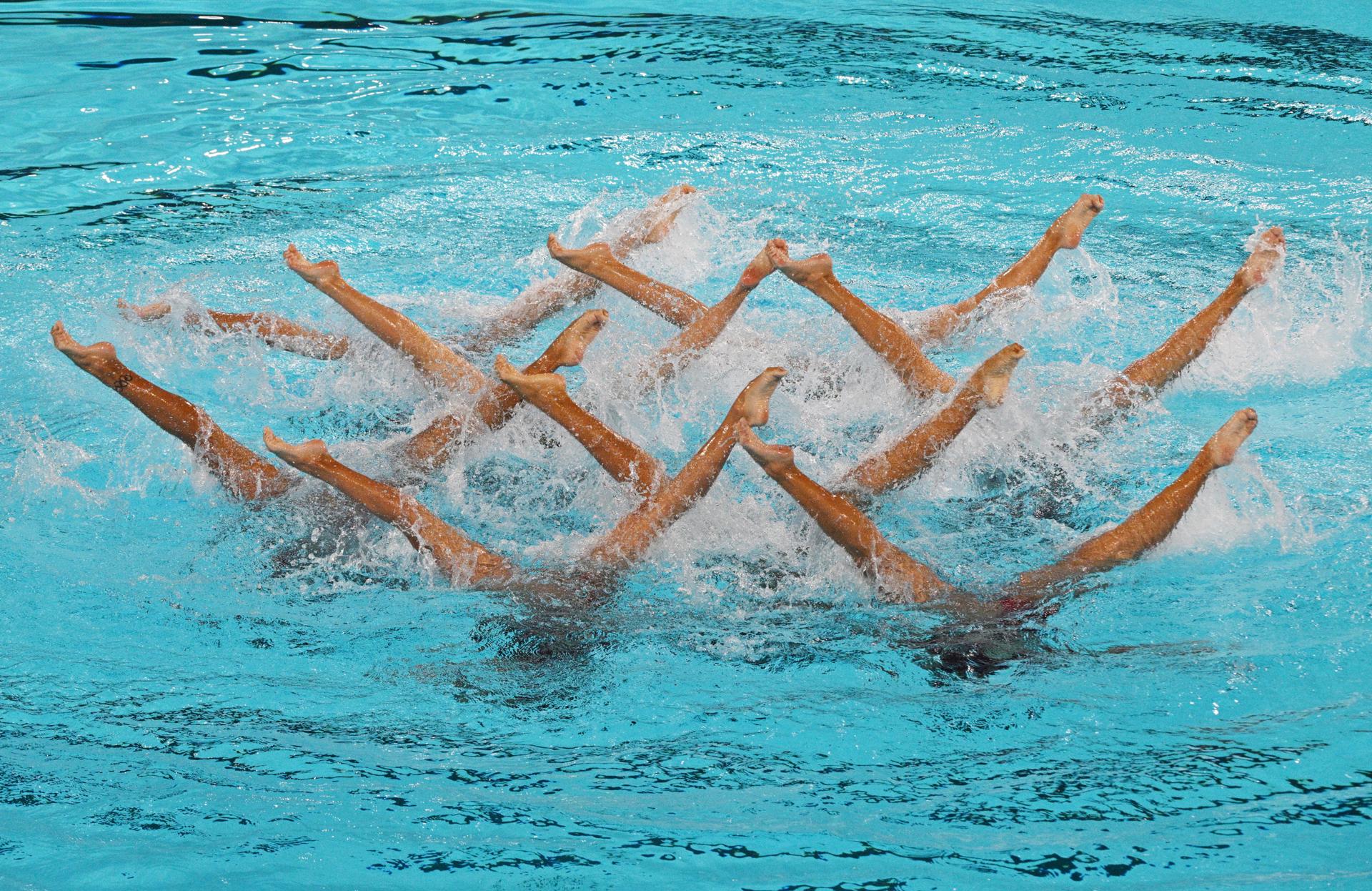 Després de les curses de natació, han començat les competicions de natació artística
