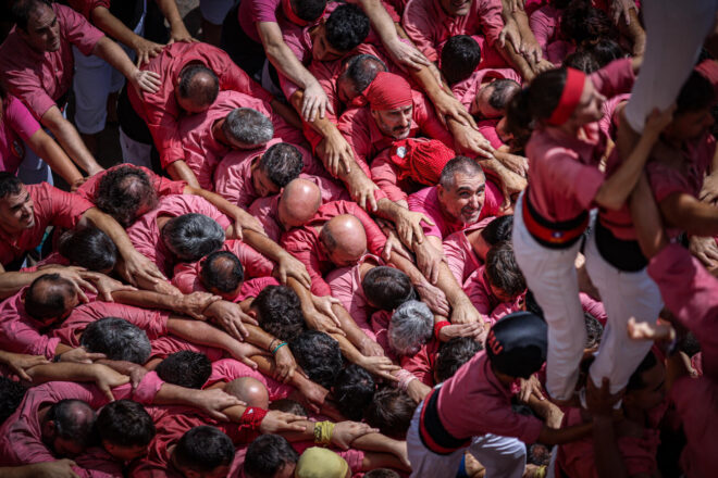 La nena castellera ferida a Vilafranca reapareix en el sorteig del concurs de castells