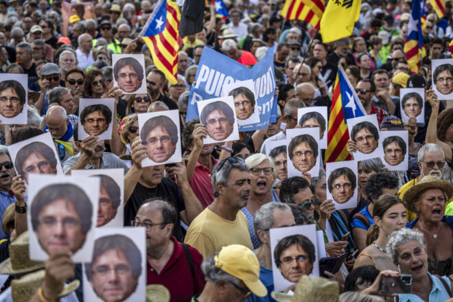 Els mossos investigats pel retorn de Puigdemont s’oposen a la petició de fer declarar Aragonès, Rull i Elena