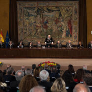 Sánchez ofereix el cap d’un magistrat, però el Suprem té a punt la darrera batalla