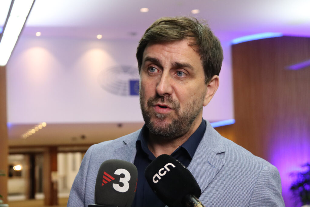 Comín també recusa tres magistrats del Constitucional i allarga el seu recurs per l’amnistia