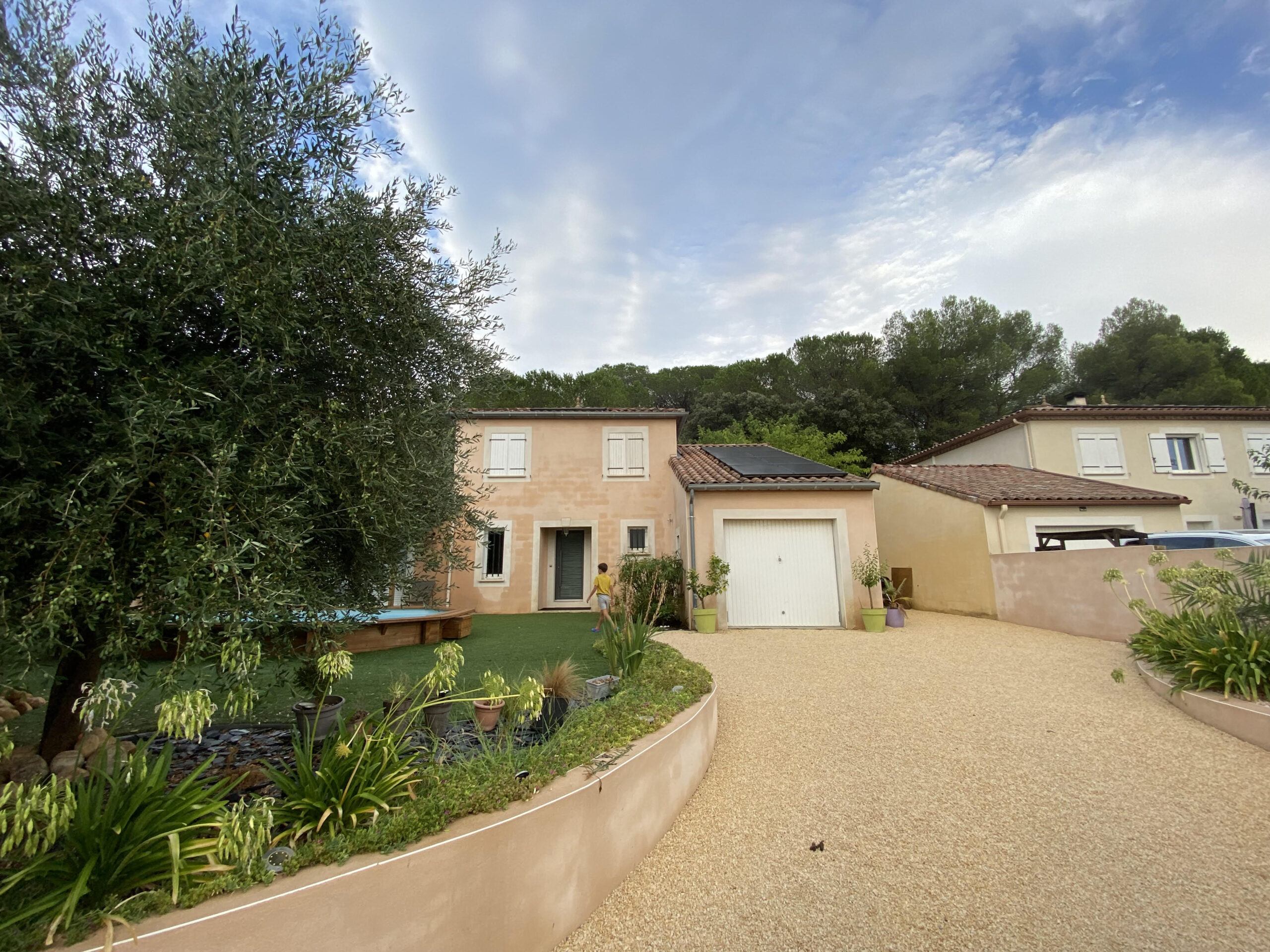 Casa d'intercanvi als afores de Montpeller.