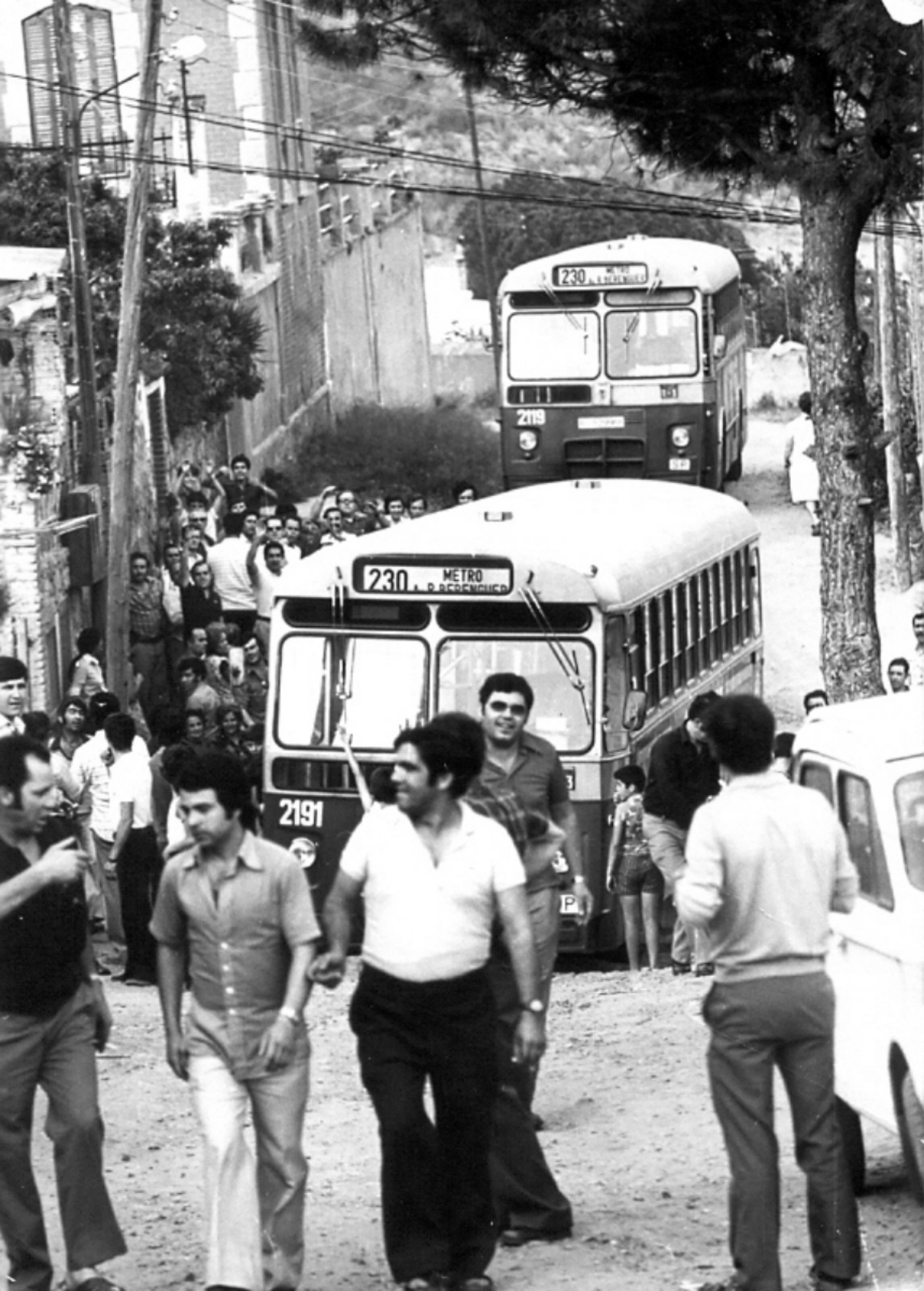 Segrestos d'autobusos 230 de Can Franquesa a Santa Coloma de Gramenet el 1976