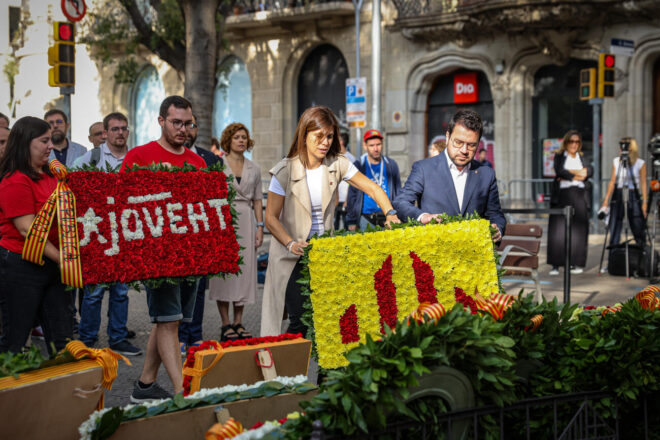 Una Esquerra cohibida navega la Diada amb perfil baix i discreció