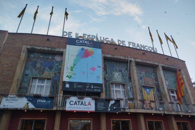 Un grup de lingüistes presenta un nou mapa dels dialectes del català