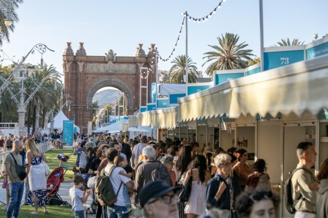 La Setmana del Llibre en Català tanca amb 100.000 visitants i un 20% més de vendes