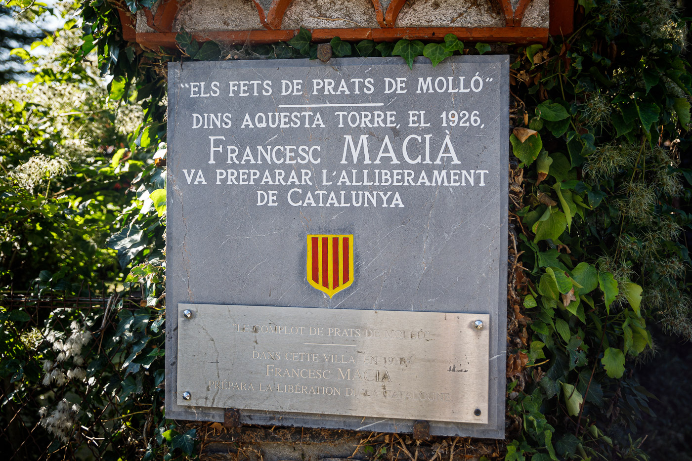 Placa commemorativa dels Fets de Prats de Molló (fotografia: Casa Macià).