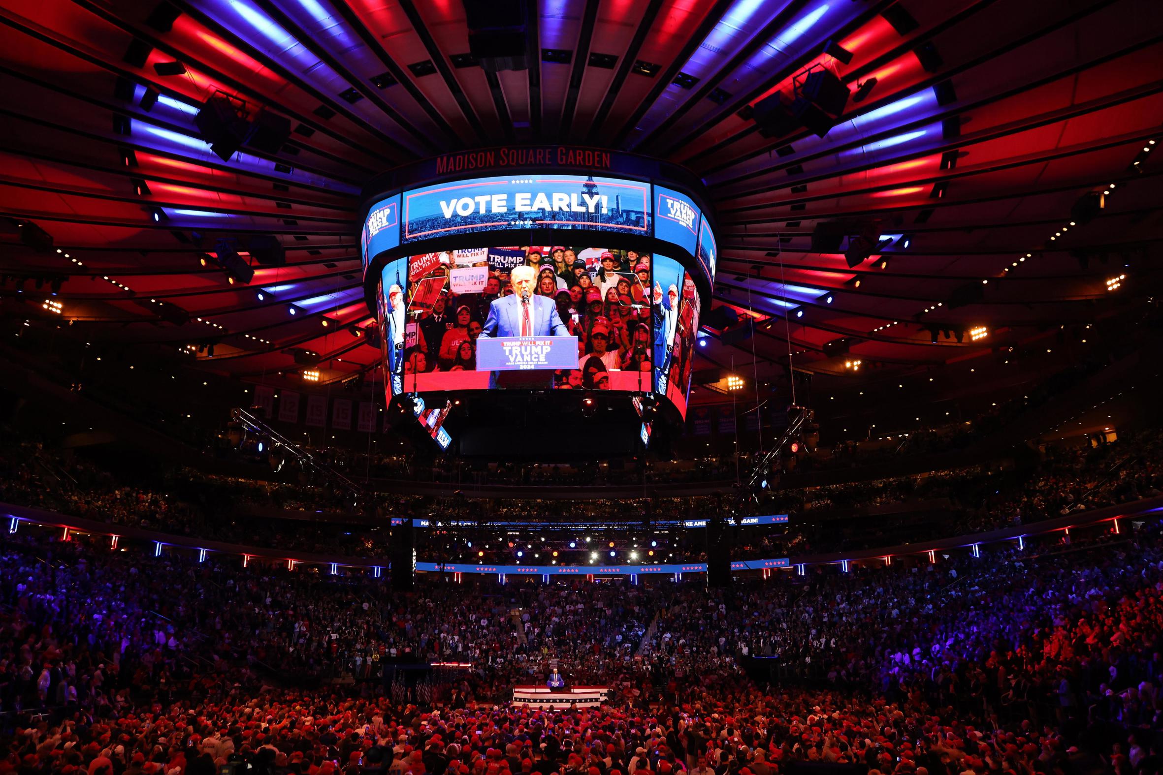 Trump, durant l'acte de diumenge al Madison Square Garden (fotografia: Sarah Yenesel/Efe).