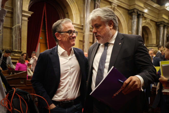 La defensa del referèndum s’embardissa al parlament