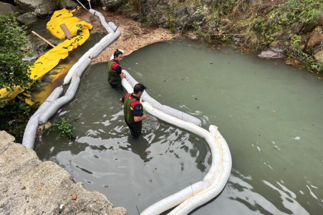 La fuita d’hidrocarbur a la Valira prové d’un tanc de gasoil de 4.400 litres d’un edifici d’Engolasters