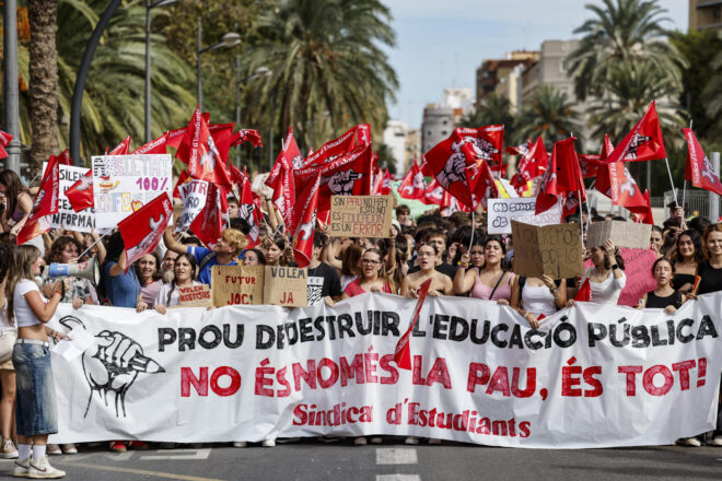 Estudiants de tot el país protesten per la incertesa davant el nou model de la selectivitat