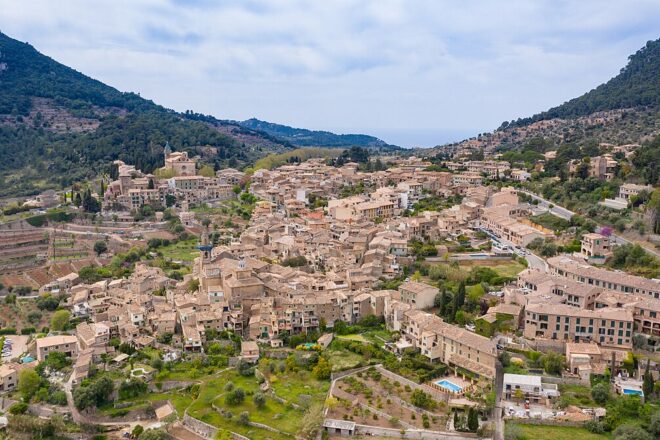 Valldemossa és el municipi més ric dels Països Catalans i el Fondó dels Frares, el més pobre