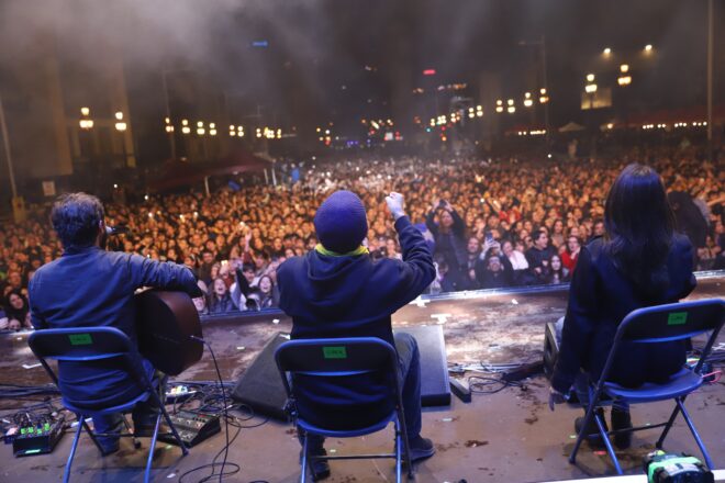 [FOTOGRAFIES] Es reprèn el concert solidari amb el País Valencià a Barcelona