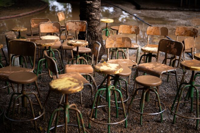 L’Escola Gavina lluita per alçar el vol després del temporal de fang