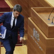 Carlos Mazón, un fantasma a la tribuna de les Corts