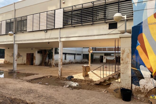 Denuncien temperatures de 9 graus a escoles afectades per la gota freda de 2024